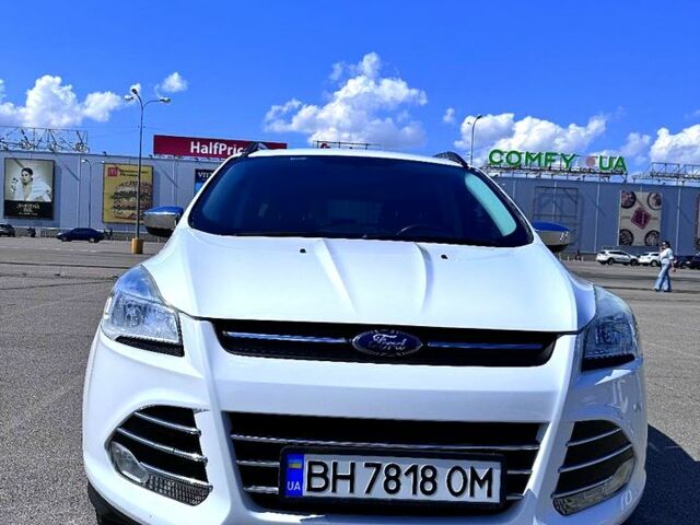 Белый Форд Эскейп, объемом двигателя 1.6 л и пробегом 97 тыс. км за 12000 $, фото 1 на Automoto.ua