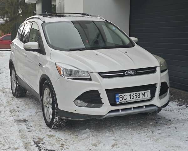 Белый Форд Эскейп, объемом двигателя 2 л и пробегом 131 тыс. км за 10350 $, фото 1 на Automoto.ua