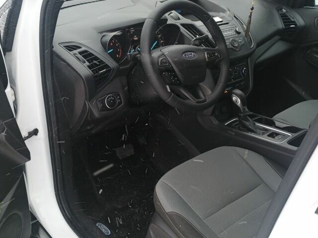 Белый Форд Эскейп, объемом двигателя 2.5 л и пробегом 215 тыс. км за 280 $, фото 1 на Automoto.ua