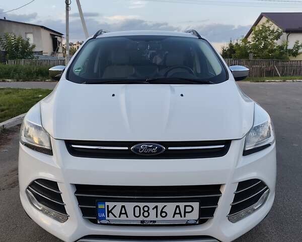 Белый Форд Эскейп, объемом двигателя 2.49 л и пробегом 213 тыс. км за 12900 $, фото 1 на Automoto.ua