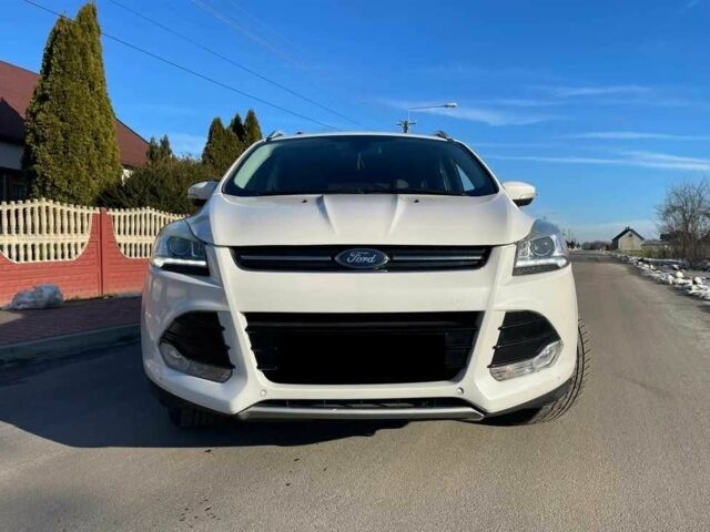 Белый Форд Эскейп, объемом двигателя 2 л и пробегом 96 тыс. км за 8900 $, фото 1 на Automoto.ua