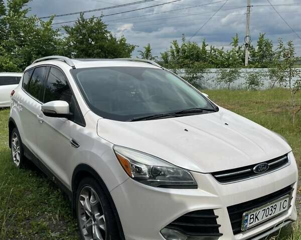 Белый Форд Эскейп, объемом двигателя 2 л и пробегом 140 тыс. км за 13500 $, фото 1 на Automoto.ua