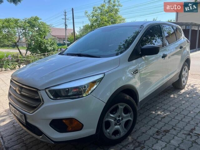 Білий Форд Ескейп, об'ємом двигуна 2.5 л та пробігом 202 тис. км за 11500 $, фото 1 на Automoto.ua