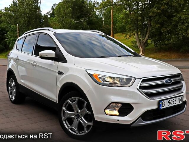 Белый Форд Эскейп, объемом двигателя 2 л и пробегом 150 тыс. км за 12999 $, фото 1 на Automoto.ua