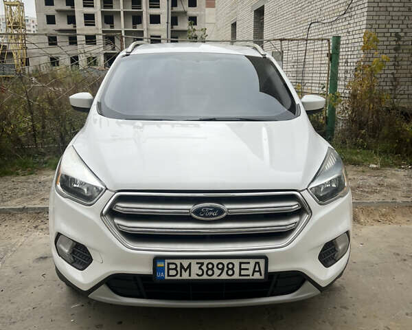 Білий Форд Ескейп, об'ємом двигуна 2 л та пробігом 147 тис. км за 14500 $, фото 1 на Automoto.ua