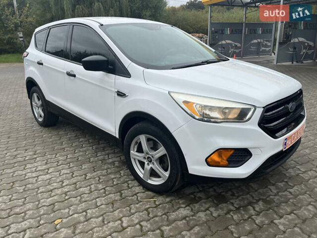 Білий Форд Ескейп, об'ємом двигуна 2.5 л та пробігом 142 тис. км за 12500 $, фото 1 на Automoto.ua