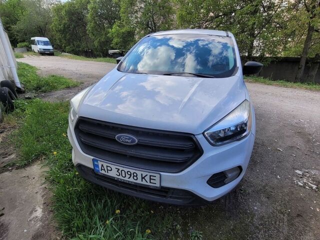 Білий Форд Ескейп, об'ємом двигуна 2.49 л та пробігом 57 тис. км за 13000 $, фото 1 на Automoto.ua