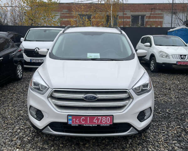 Білий Форд Ескейп, об'ємом двигуна 0 л та пробігом 132 тис. км за 12250 $, фото 1 на Automoto.ua