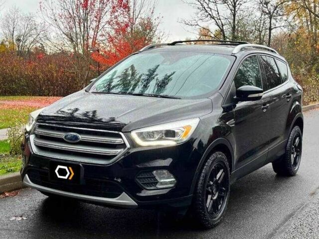 Білий Форд Ескейп, об'ємом двигуна 2 л та пробігом 45 тис. км за 2500 $, фото 1 на Automoto.ua