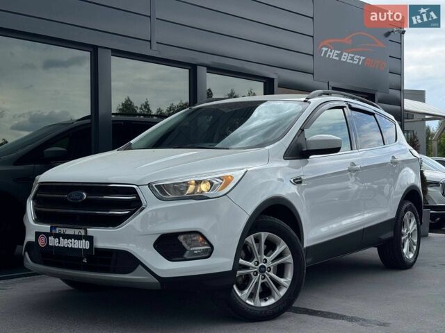 Білий Форд Ескейп, об'ємом двигуна 1.5 л та пробігом 158 тис. км за 12700 $, фото 1 на Automoto.ua