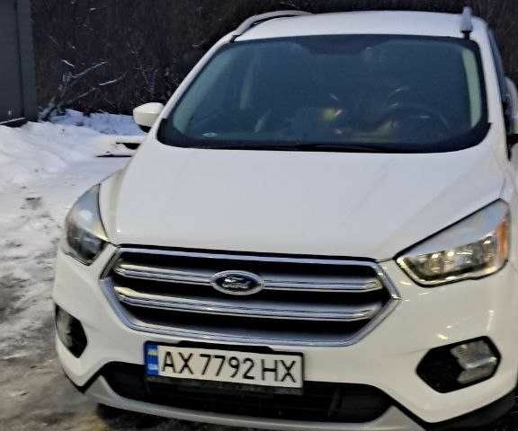 Білий Форд Ескейп, об'ємом двигуна 2 л та пробігом 166 тис. км за 12999 $, фото 1 на Automoto.ua