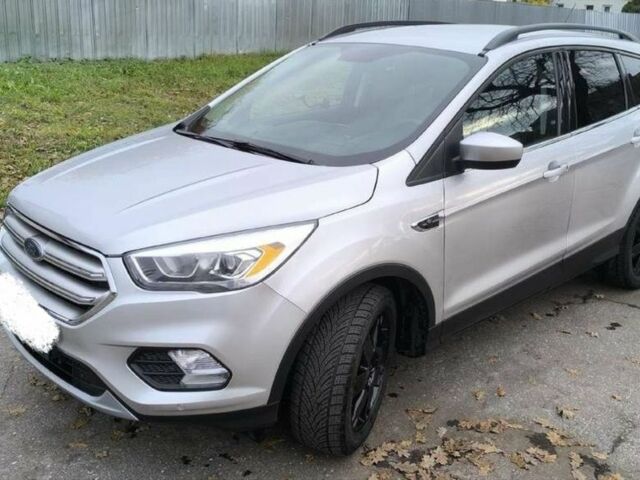 Белый Форд Эскейп, объемом двигателя 0 л и пробегом 101 тыс. км за 8700 $, фото 1 на Automoto.ua