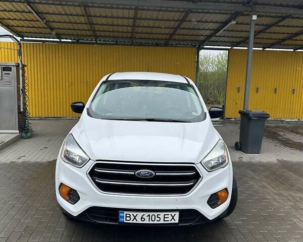 Белый Форд Эскейп, объемом двигателя 2.49 л и пробегом 141 тыс. км за 13500 $, фото 1 на Automoto.ua