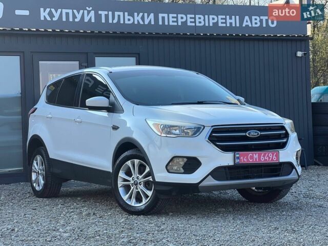 Белый Форд Эскейп, объемом двигателя 1.5 л и пробегом 123 тыс. км за 11900 $, фото 1 на Automoto.ua