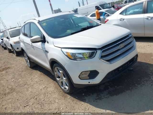 Білий Форд Ескейп, об'ємом двигуна 2 л та пробігом 149 тис. км за 3000 $, фото 1 на Automoto.ua