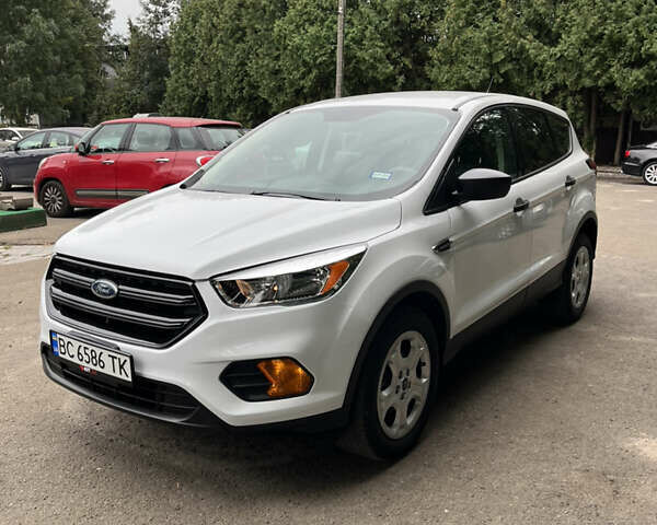 Білий Форд Ескейп, об'ємом двигуна 2.5 л та пробігом 69 тис. км за 13500 $, фото 1 на Automoto.ua