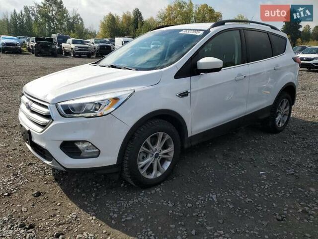 Білий Форд Ескейп, об'ємом двигуна 1.5 л та пробігом 56 тис. км за 2200 $, фото 1 на Automoto.ua