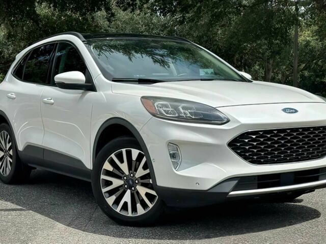 Белый Форд Эскейп, объемом двигателя 2 л и пробегом 30 тыс. км за 10000 $, фото 1 на Automoto.ua