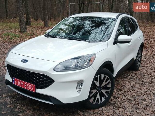 Білий Форд Ескейп, об'ємом двигуна 2 л та пробігом 58 тис. км за 19000 $, фото 1 на Automoto.ua
