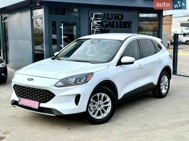Білий Форд Ескейп, об'ємом двигуна 1.5 л та пробігом 115 тис. км за 14888 $, фото 1 на Automoto.ua