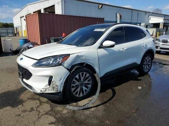 Белый Форд Эскейп, объемом двигателя 2 л и пробегом 77 тыс. км за 7500 $, фото 1 на Automoto.ua