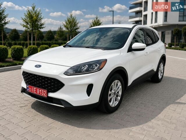 Білий Форд Ескейп, об'ємом двигуна 1.5 л та пробігом 192 тис. км за 14900 $, фото 1 на Automoto.ua