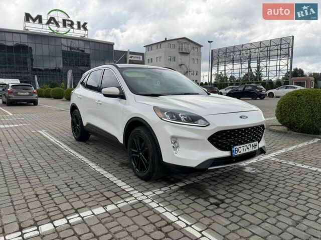 Білий Форд Ескейп, об'ємом двигуна 2 л та пробігом 73 тис. км за 16700 $, фото 1 на Automoto.ua