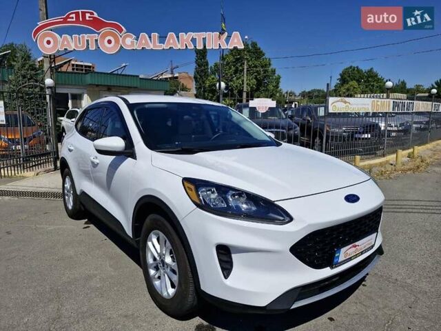 Білий Форд Ескейп, об'ємом двигуна 2.5 л та пробігом 14 тис. км за 23999 $, фото 1 на Automoto.ua