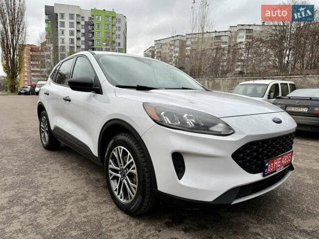 Білий Форд Ескейп, об'ємом двигуна 1.5 л та пробігом 149 тис. км за 14300 $, фото 1 на Automoto.ua
