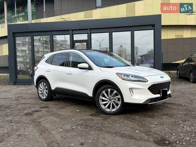 Білий Форд Ескейп, об'ємом двигуна 2.49 л та пробігом 63 тис. км за 30990 $, фото 1 на Automoto.ua