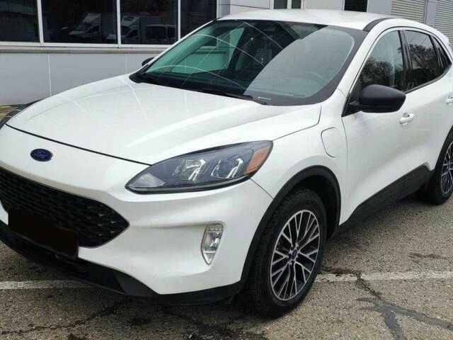 Белый Форд Эскейп, объемом двигателя 2.5 л и пробегом 41 тыс. км за 5600 $, фото 1 на Automoto.ua