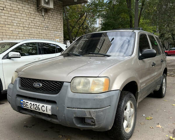 Бежевий Форд Ескейп, об'ємом двигуна 1.99 л та пробігом 164 тис. км за 3800 $, фото 1 на Automoto.ua