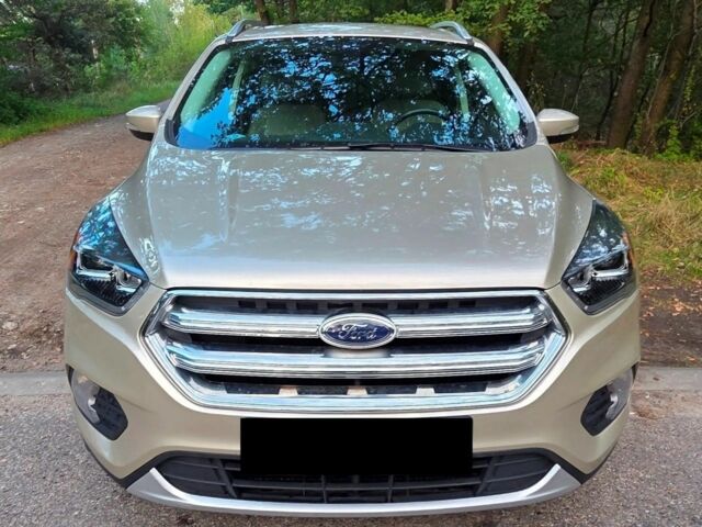 Бежевий Форд Ескейп, об'ємом двигуна 0 л та пробігом 72 тис. км за 9300 $, фото 1 на Automoto.ua