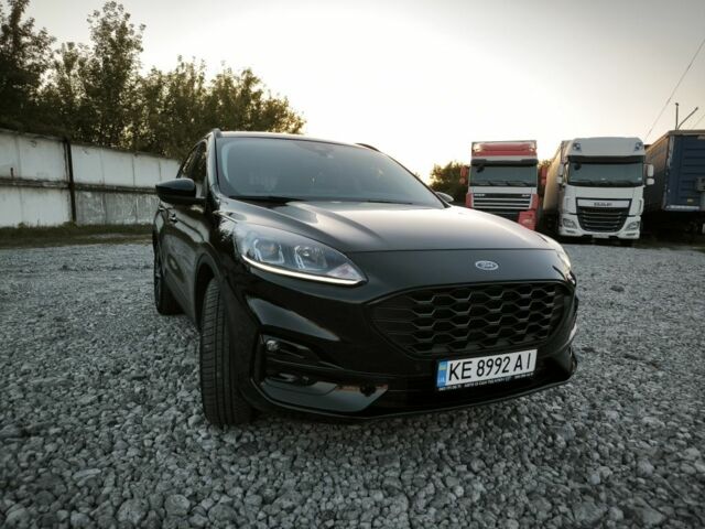 Черный Форд Эскейп, объемом двигателя 2 л и пробегом 66 тыс. км за 20900 $, фото 1 на Automoto.ua