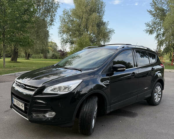 Черный Форд Эскейп, объемом двигателя 2 л и пробегом 157 тыс. км за 13500 $, фото 1 на Automoto.ua