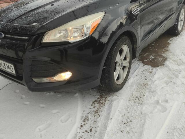 Черный Форд Эскейп, объемом двигателя 2 л и пробегом 197 тыс. км за 11500 $, фото 1 на Automoto.ua