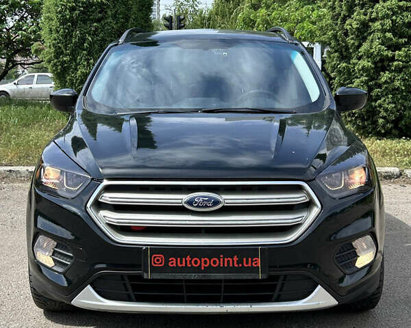 Черный Форд Эскейп, объемом двигателя 1.5 л и пробегом 125 тыс. км за 11500 $, фото 1 на Automoto.ua