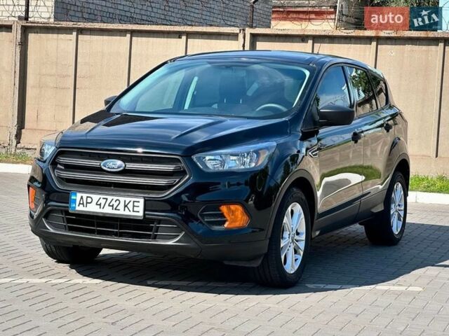 Черный Форд Эскейп, объемом двигателя 2.49 л и пробегом 80 тыс. км за 11200 $, фото 1 на Automoto.ua
