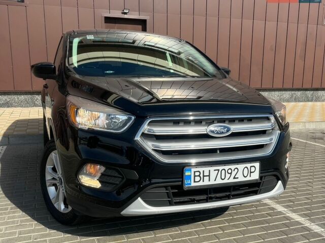 Чорний Форд Ескейп, об'ємом двигуна 1.5 л та пробігом 97 тис. км за 11900 $, фото 1 на Automoto.ua