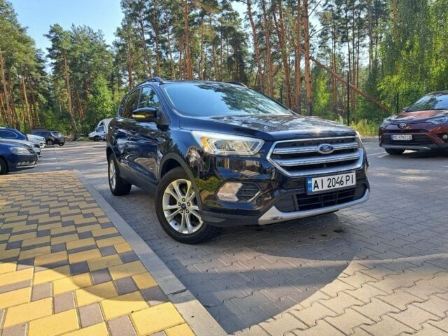 Чорний Форд Ескейп, об'ємом двигуна 1.5 л та пробігом 184 тис. км за 11999 $, фото 1 на Automoto.ua
