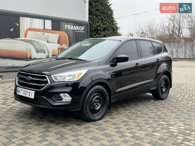 Черный Форд Эскейп, объемом двигателя 2.49 л и пробегом 177 тыс. км за 10500 $, фото 1 на Automoto.ua