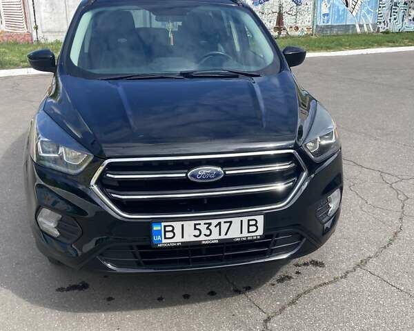Форд Эскейп 2017 в Кременчуге на Automoto.ua Черный Форд Эскейп, объемом двигателя 2 л и пробегом 105 тыс. км за 14600 $, фото 1 на Automoto.ua