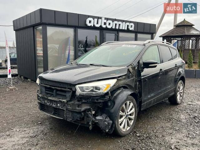 Черный Форд Эскейп, объемом двигателя 2 л и пробегом 194 тыс. км за 9600 $, фото 1 на Automoto.ua
