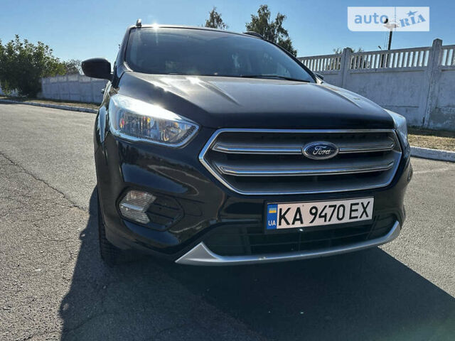 Черный Форд Эскейп, объемом двигателя 1.5 л и пробегом 128 тыс. км за 11300 $, фото 1 на Automoto.ua