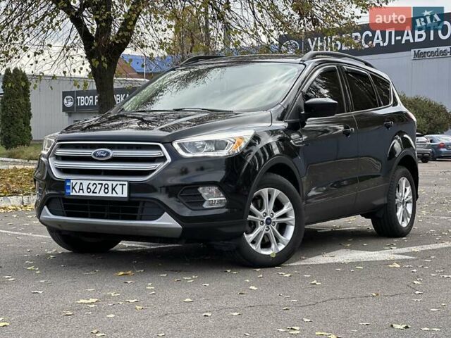 Форд Эскейп 2017 в Киеве на Automoto.ua Черный Форд Эскейп, объемом двигателя 1.5 л и пробегом 88 тыс. км за 11990 $, фото 1 на Automoto.ua