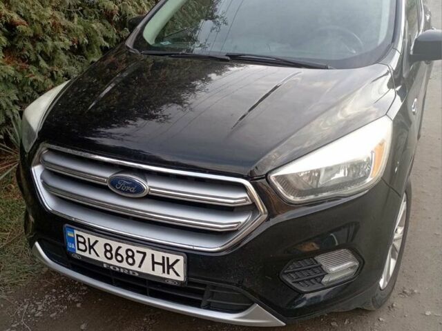 Чорний Форд Ескейп, об'ємом двигуна 1.5 л та пробігом 223 тис. км за 11500 $, фото 1 на Automoto.ua