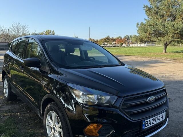 Форд Эскейп 2017 в Гайвороне на Automoto.ua Черный Форд Эскейп, объемом двигателя 2.5 л и пробегом 3 тыс. км за 13500 $, фото 1 на Automoto.ua
