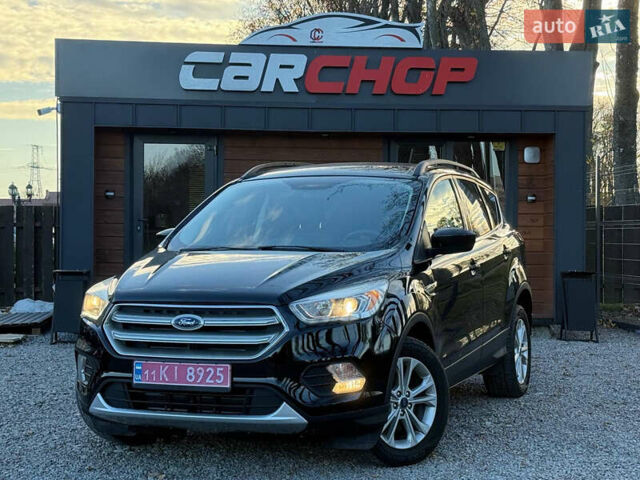 Черный Форд Эскейп, объемом двигателя 1.5 л и пробегом 147 тыс. км за 12600 $, фото 1 на Automoto.ua