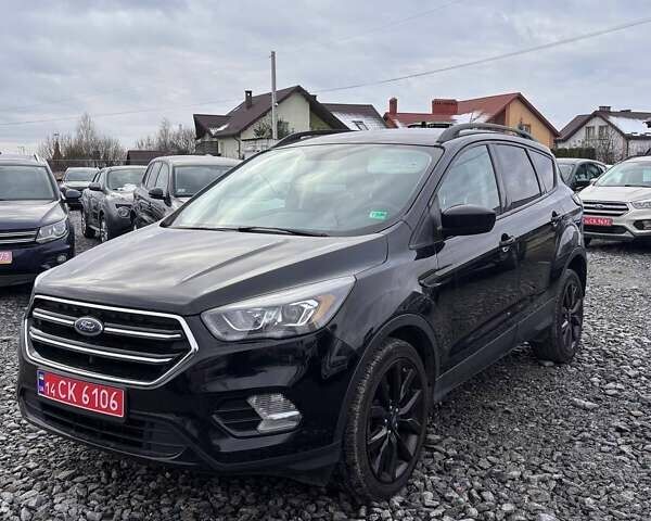 Черный Форд Эскейп, объемом двигателя 1.5 л и пробегом 189 тыс. км за 11499 $, фото 1 на Automoto.ua