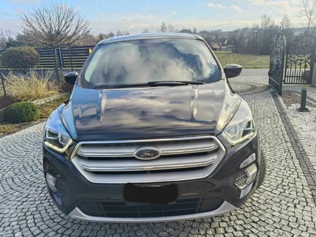 Черный Форд Эскейп, объемом двигателя 1.5 л и пробегом 108 тыс. км за 10999 $, фото 1 на Automoto.ua